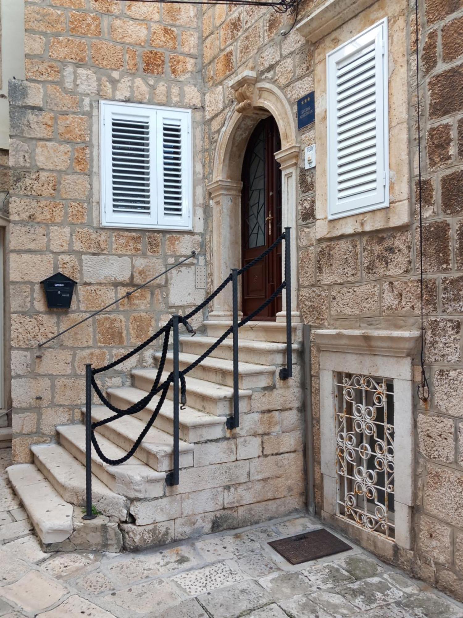 מלון קורצולה Studio Apartman Tedy מראה חיצוני תמונה